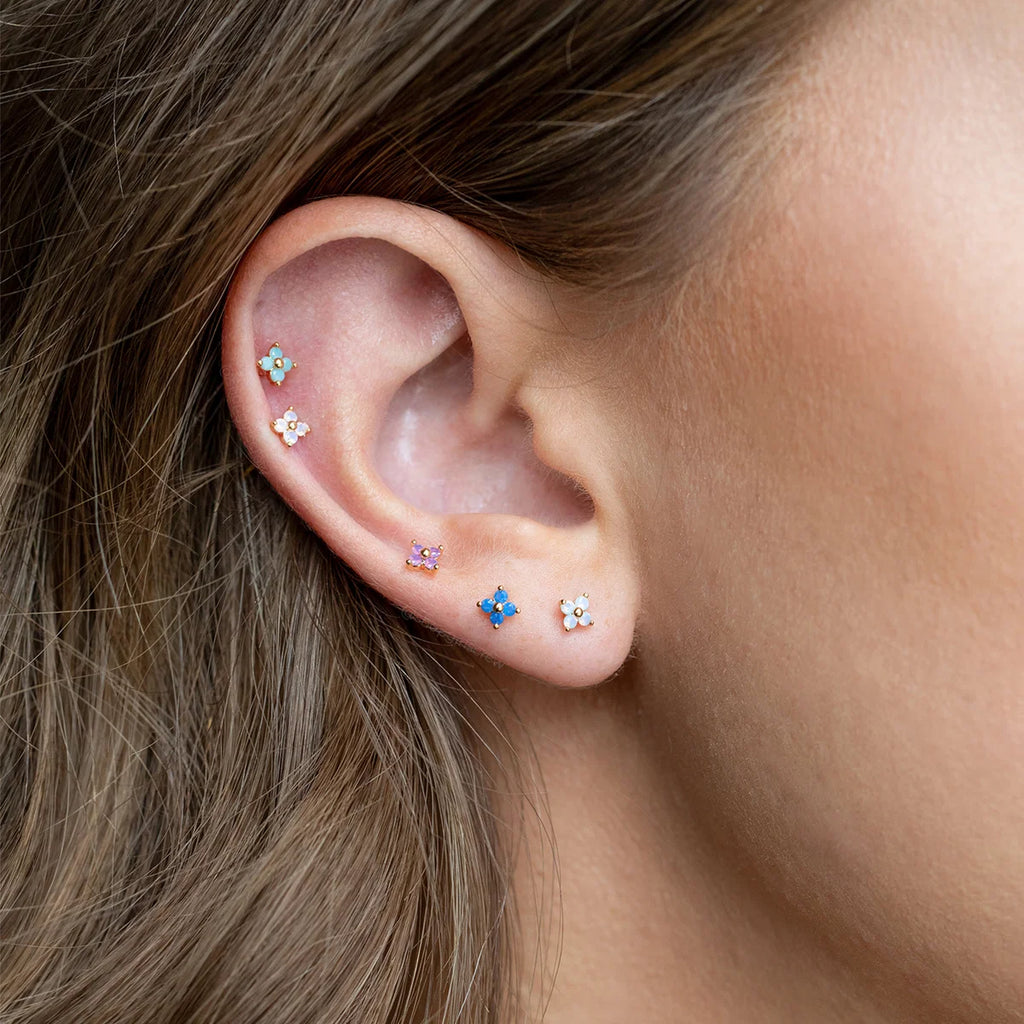 BEAUTIFUL BLOSSOM STUD SET