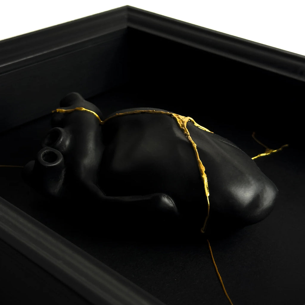 Cuore Anatomico Kintsugi Nero con Cornice