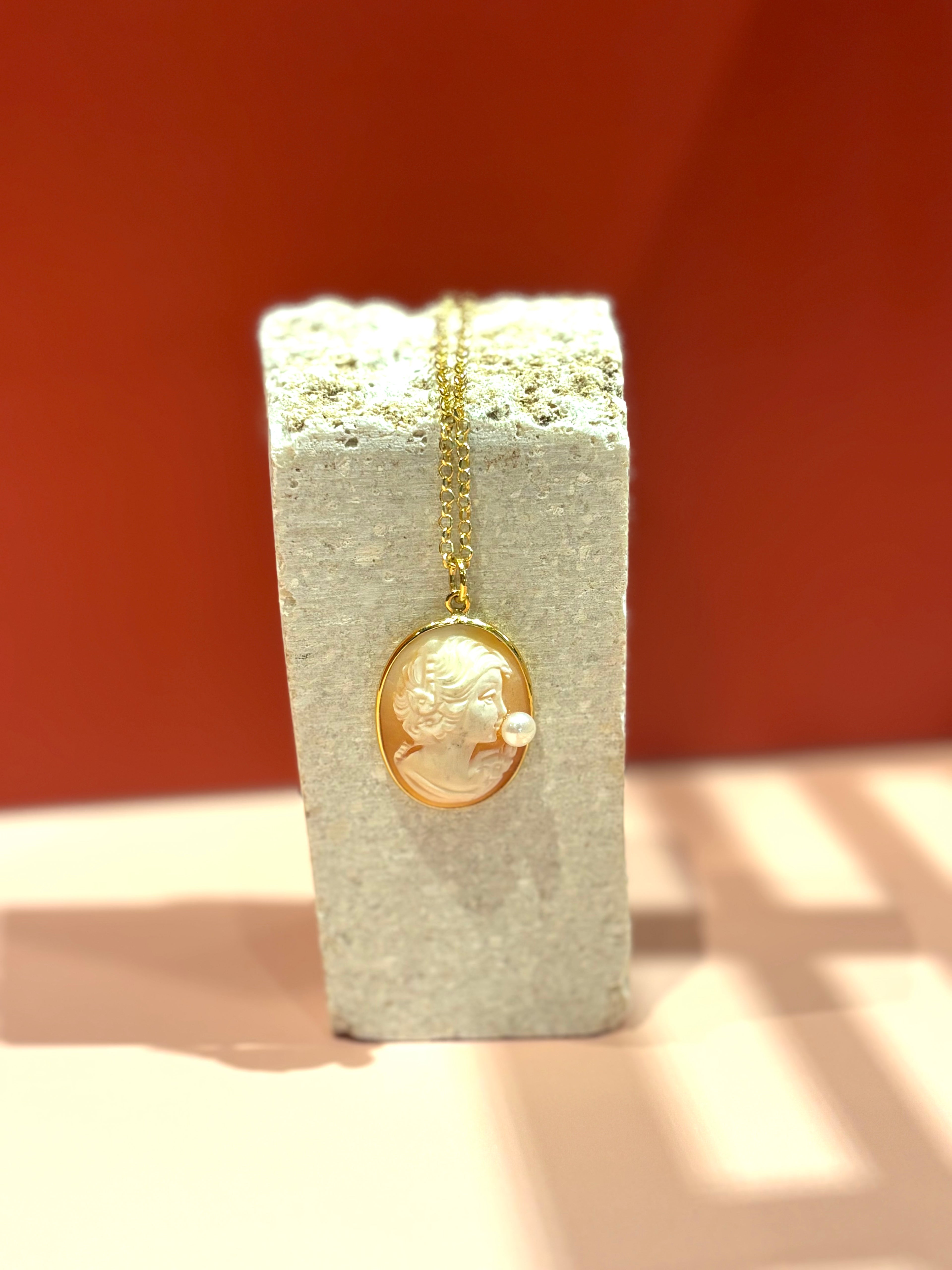 BUBBLE GIRL – Collana Cammeo Grande