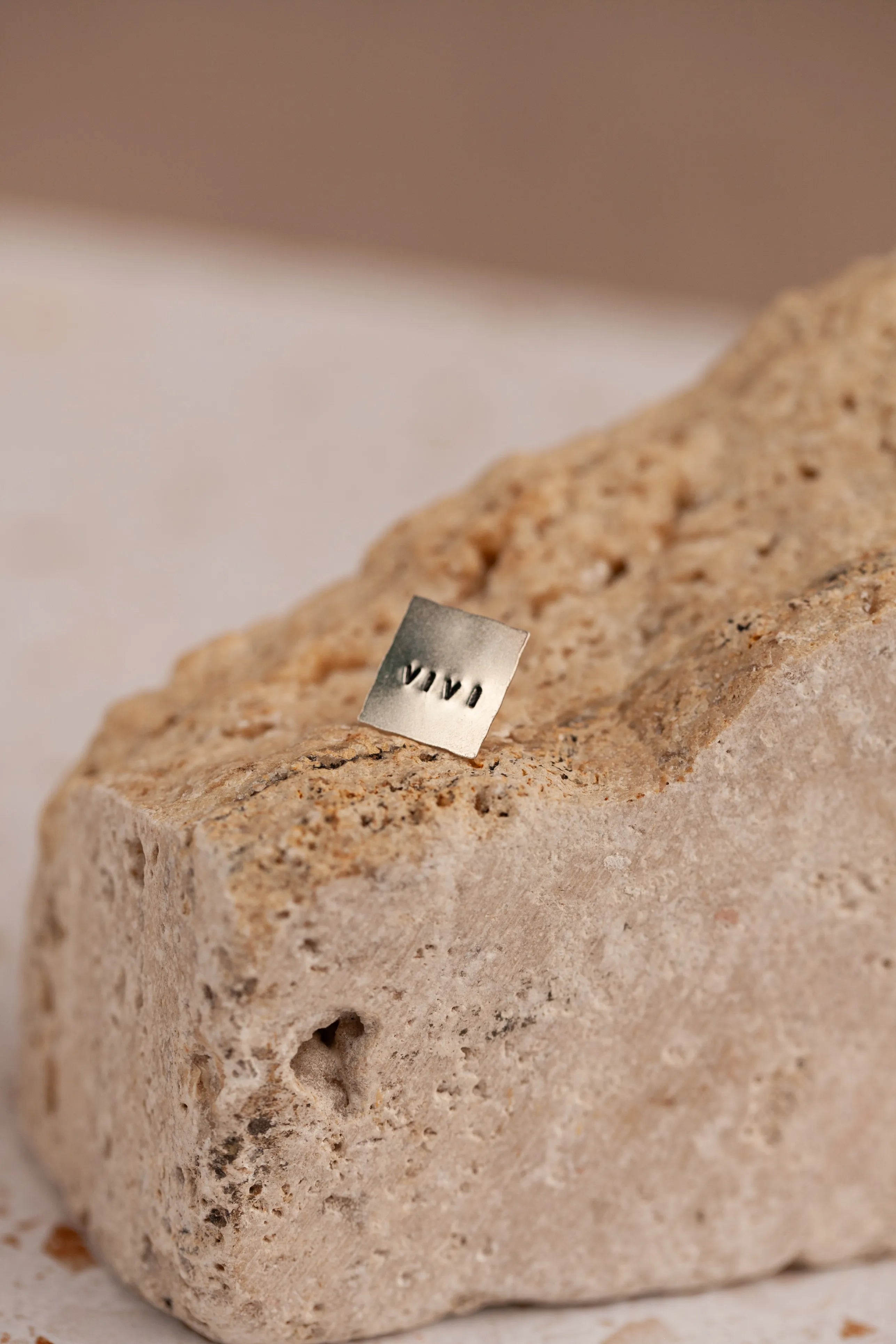 Mono Orecchino Grace Quadrato