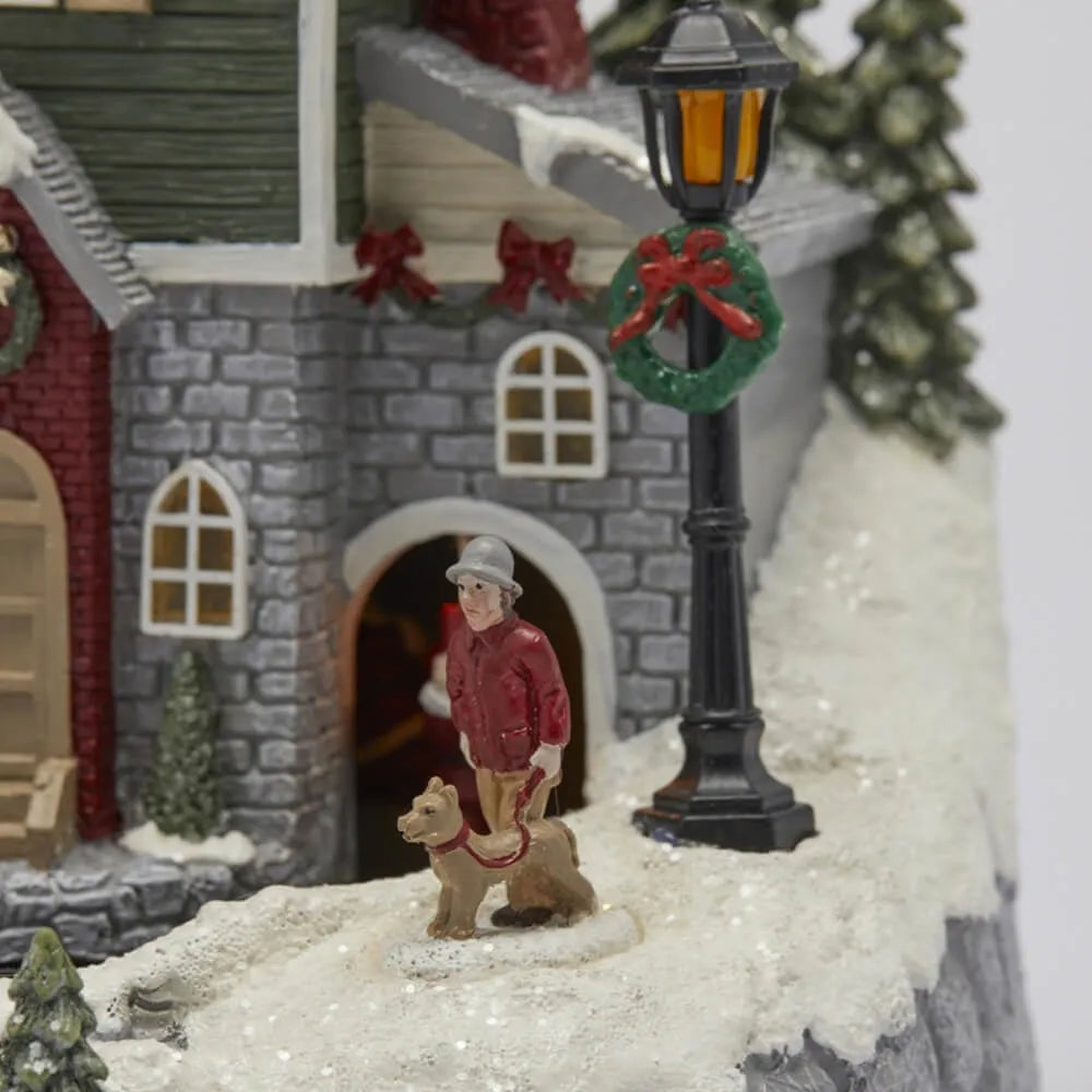 Villaggio Natalizio Luminoso con Babbo Natale e Slitta